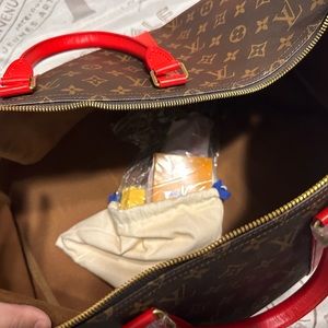 LV duffel 50”